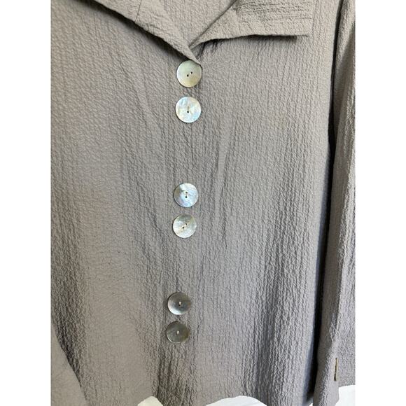 Habitat Mother of Pearl Button Front Gray Top Size Medium Crinkle Lagenlook - Picture 4 of 7